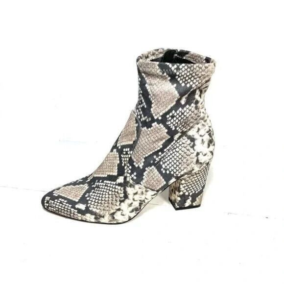 Steve Madden Elroy Ankle Bootie Women's 9 Snakeprint Fabric Block Heel Boots‎ - Picture 1 of 11